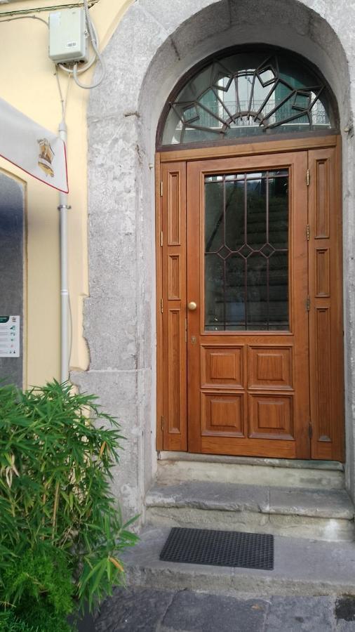 Ferienwohnung La Grotta Salerno Exterior foto